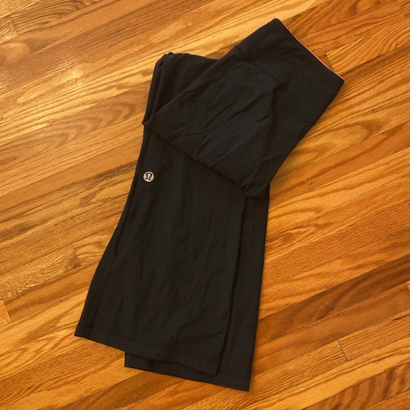 Lululemon Flared Reversible Yoga Pants - Picture 3 of 4